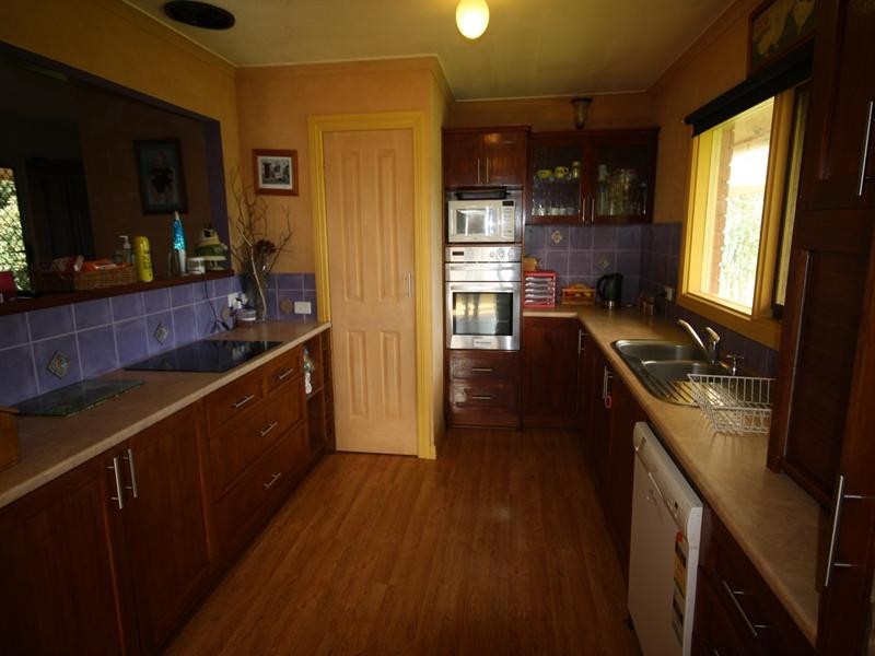 13 Waterman Lane, Ballendella VIC 3561