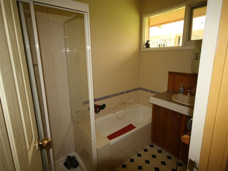 13 Waterman Lane, Ballendella VIC 3561