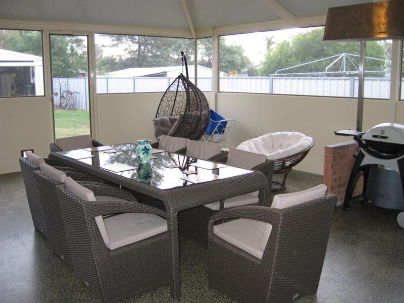 36 Kerford Street, Rochester VIC 3561