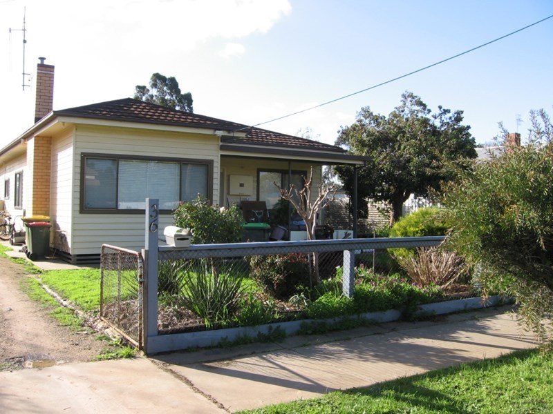36 Dudley Street, Rochester VIC 3561
