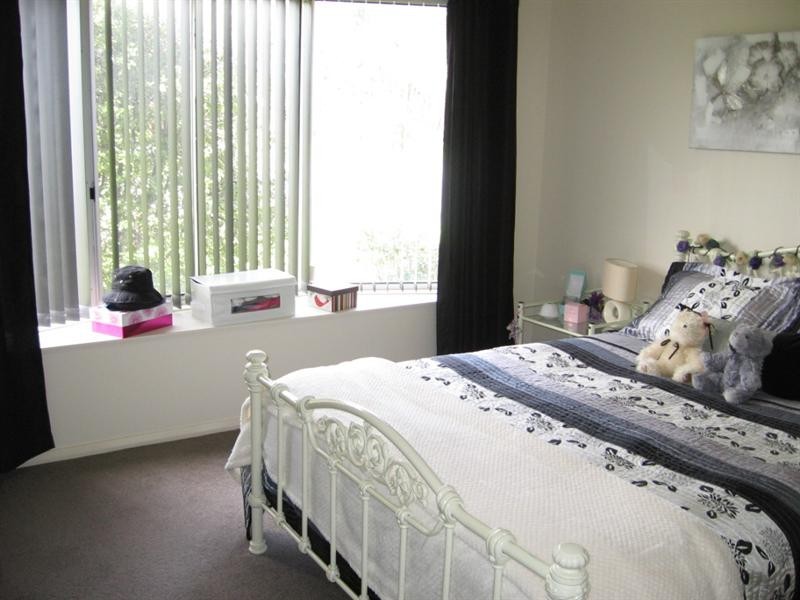 4 Mackay Street, Rochester VIC 3561