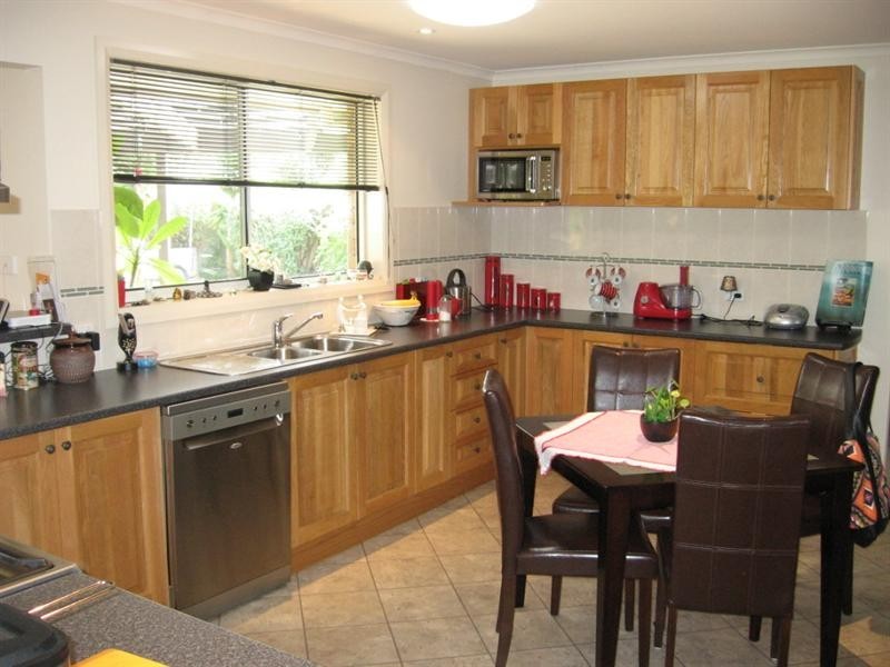 4 Mackay Street, Rochester VIC 3561