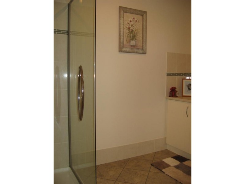 4 Mackay Street, Rochester VIC 3561