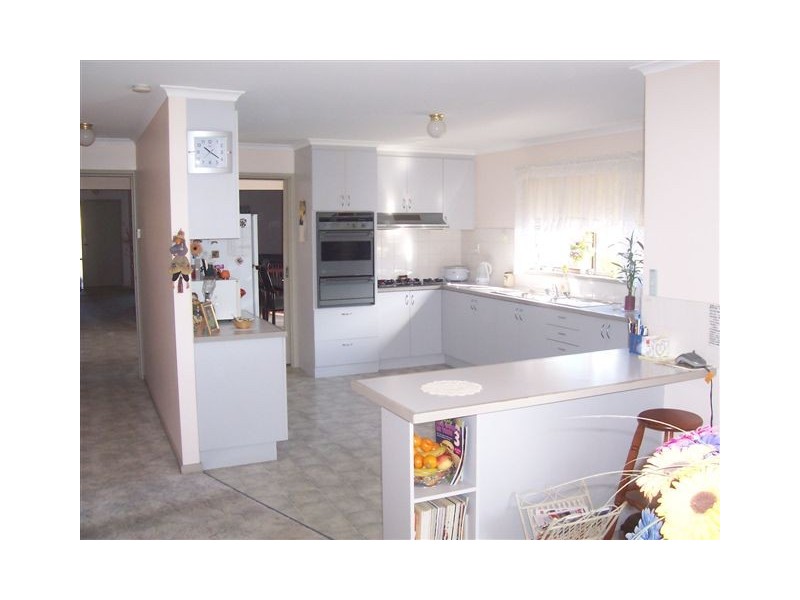 26 Bowen Street, St Arnaud VIC 3478