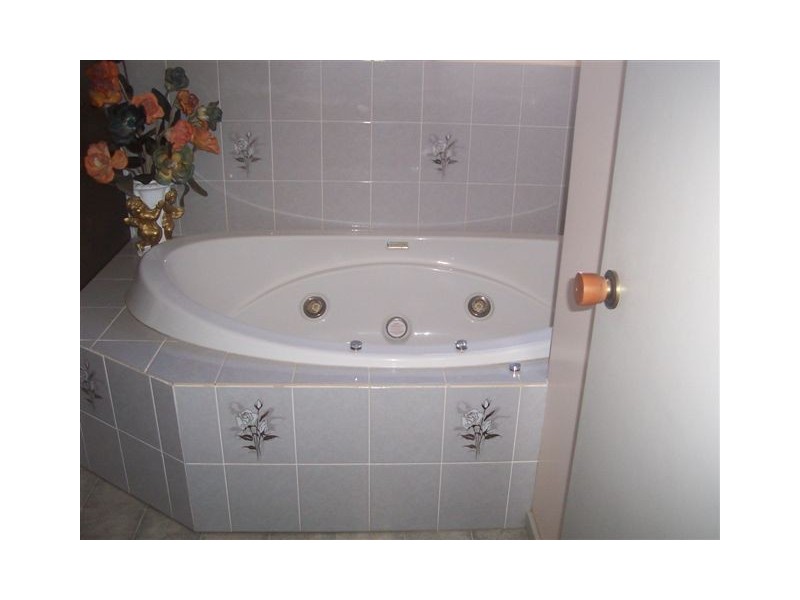 26 Bowen Street, St Arnaud VIC 3478