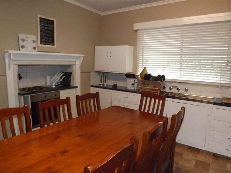 8 Butcher Street, St Arnaud VIC 3478