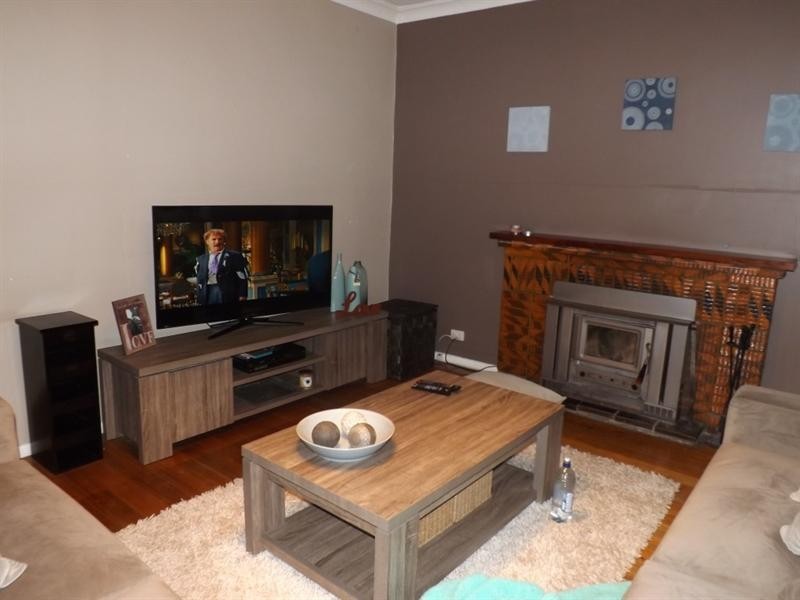 8 Butcher Street, St Arnaud VIC 3478