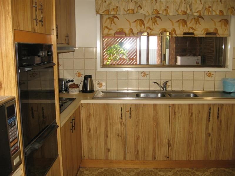 74 Queen Street, Rochester VIC 3561