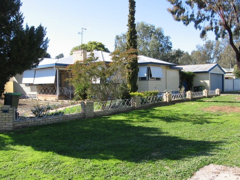 65 Victoria Street, Rochester VIC 3561