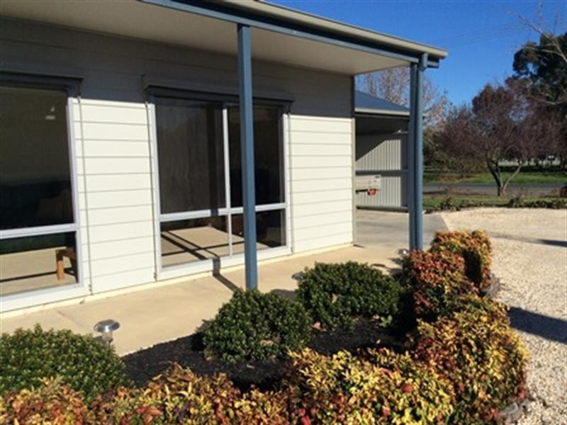 120 Railway Place, Elmore VIC 3558