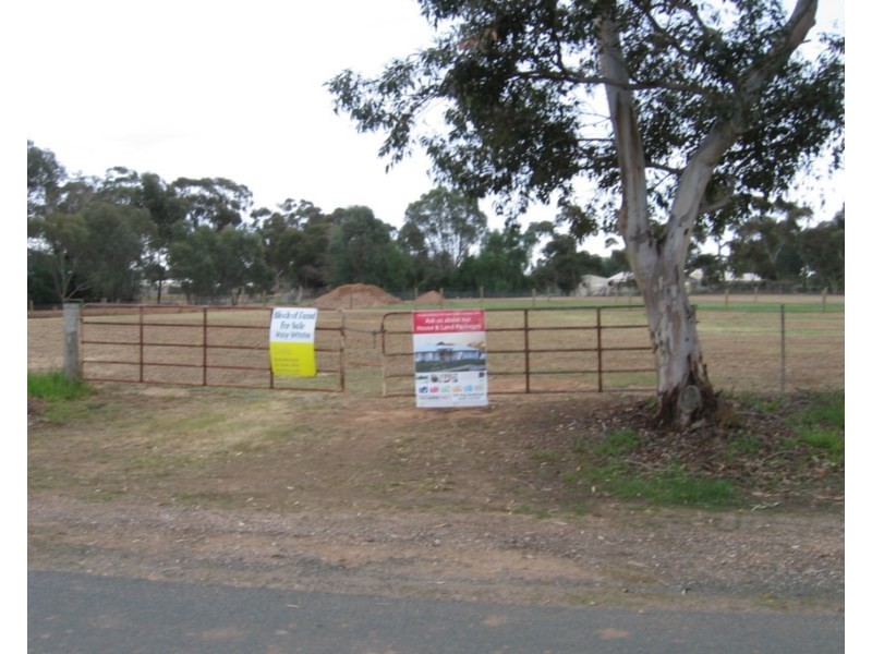 2 Cohen Street, Rochester VIC 3561