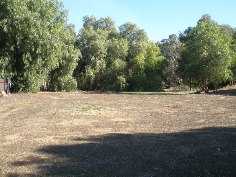 92 High Street, Rochester VIC 3561