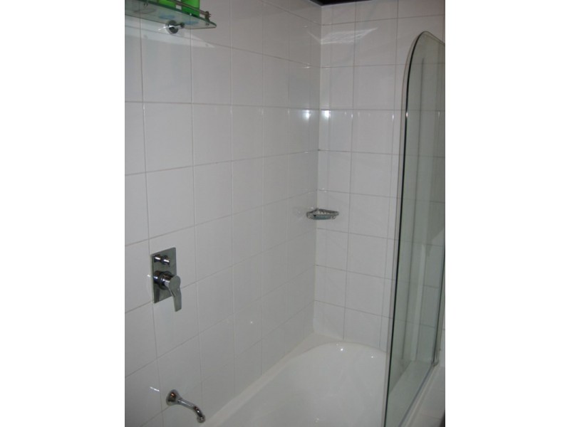 16 Echuca Road, Rochester VIC 3561