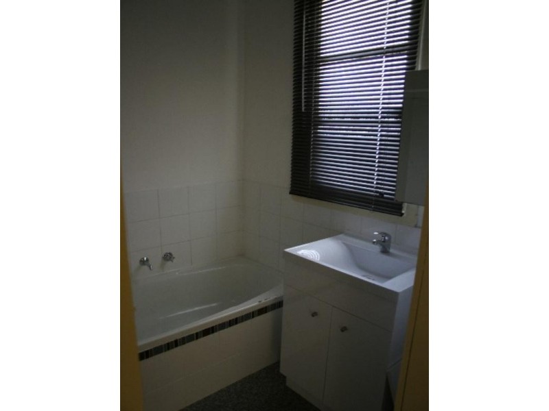 45 Victoria Street, Rochester VIC 3561