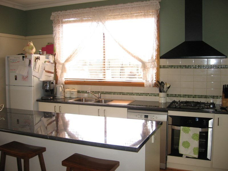 8 Northcote Street, Rochester VIC 3561