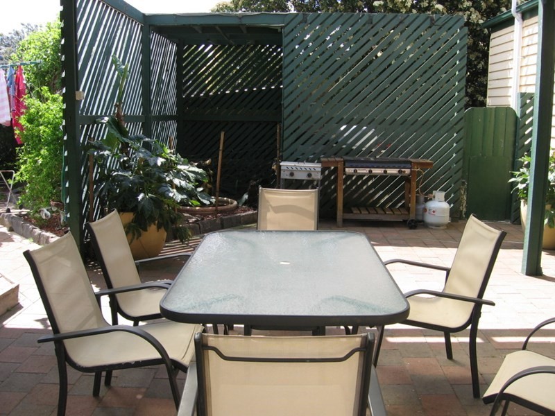 8 Northcote Street, Rochester VIC 3561