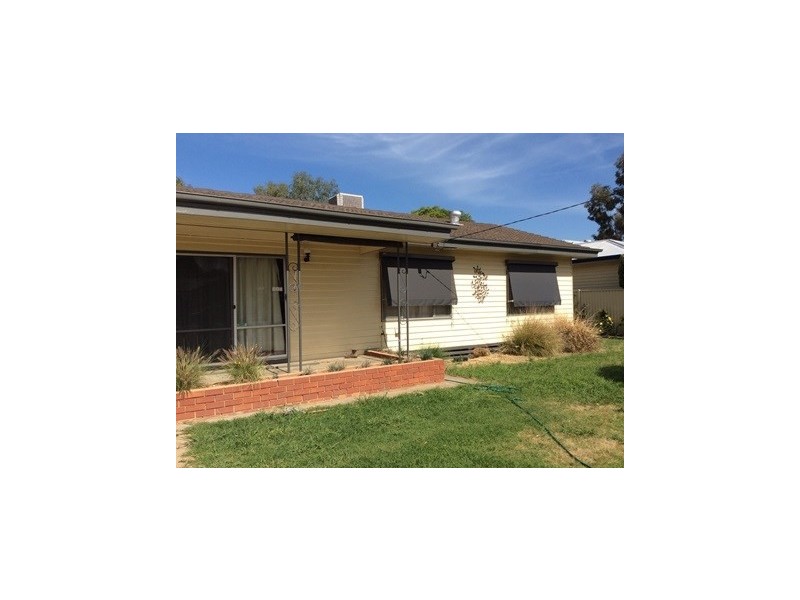 67 Victoria Street, Rochester VIC 3561