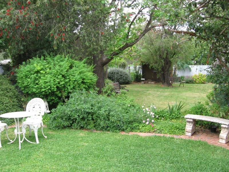 42 Hervey Street, Elmore VIC 3558