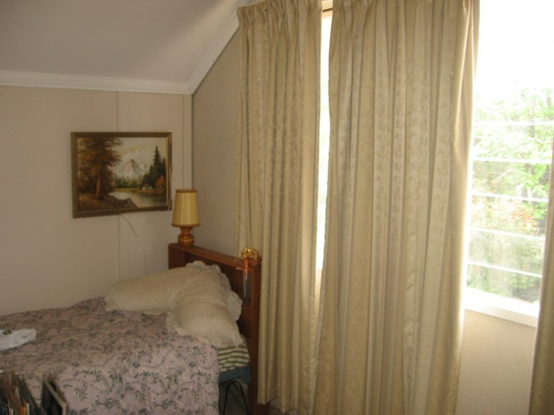 42 Hervey Street, Elmore VIC 3558