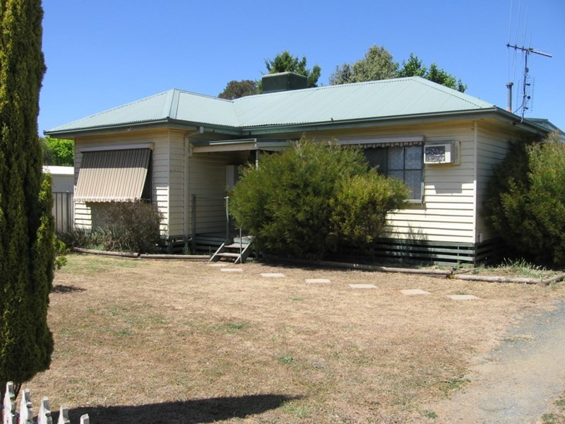 1 Stephen Street, Rochester VIC 3561