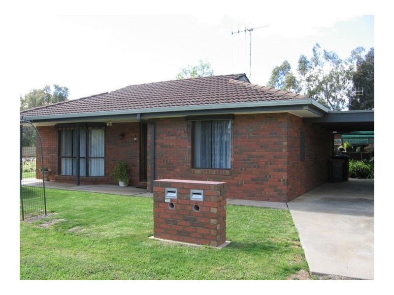 1/112 Hervey Street, Elmore VIC 3558