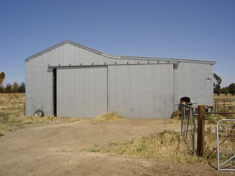 20 Makepeace Lane, Rochester VIC 3561