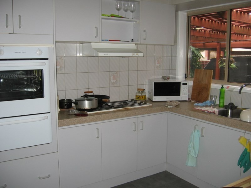 9 Phillip Street, Rochester VIC 3561