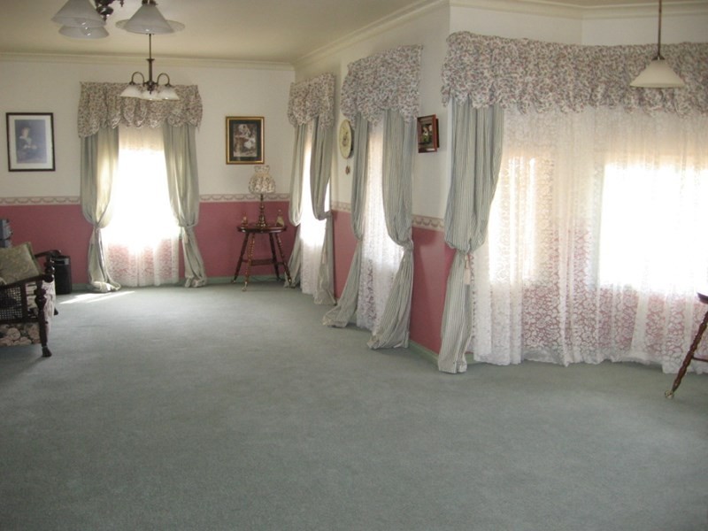 17 Jeffrey Street, Elmore VIC 3558