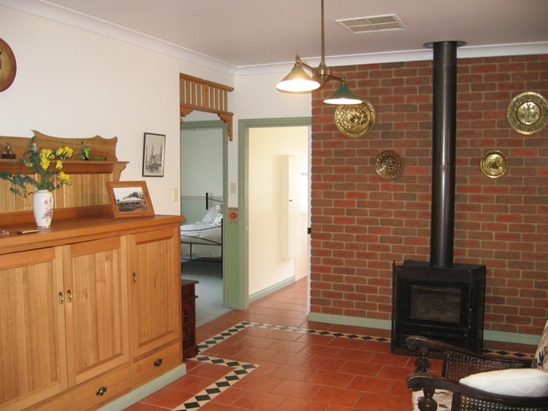 17 Jeffrey Street, Elmore VIC 3558