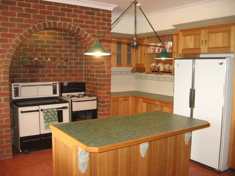 17 Jeffrey Street, Elmore VIC 3558