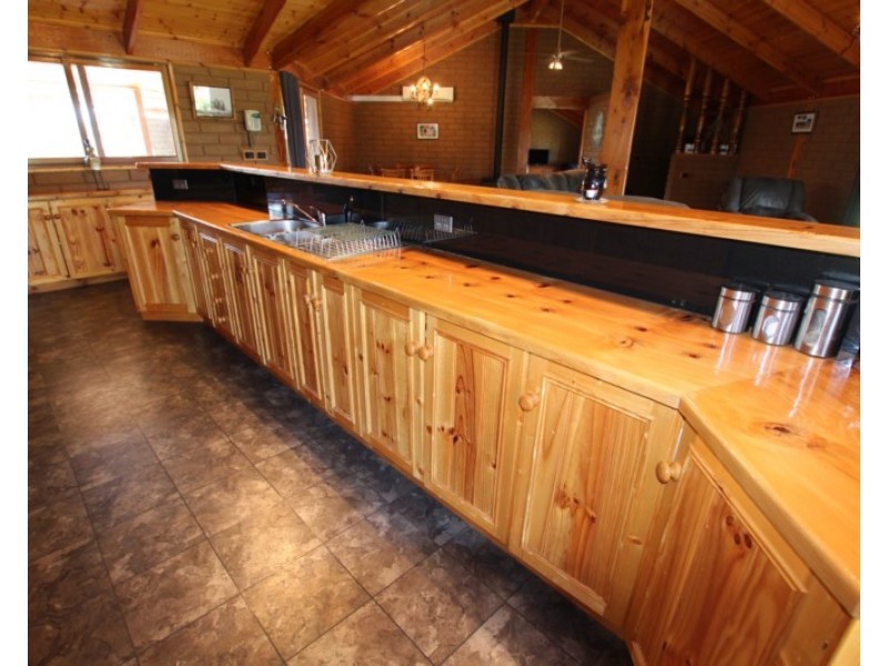 17 Cohen Street, Rochester VIC 3561