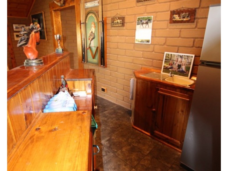 17 Cohen Street, Rochester VIC 3561