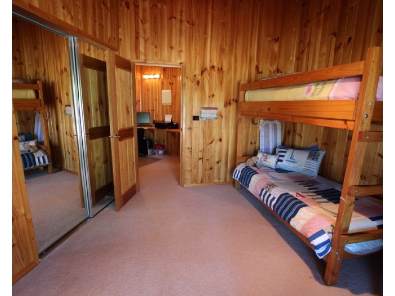 17 Cohen Street, Rochester VIC 3561