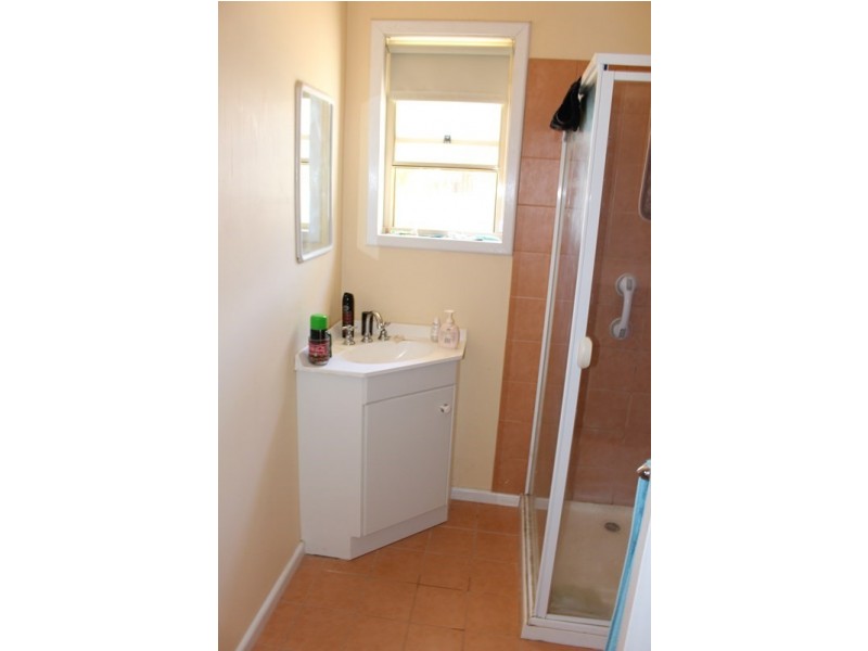 34 Dudley Street, Rochester VIC 3561