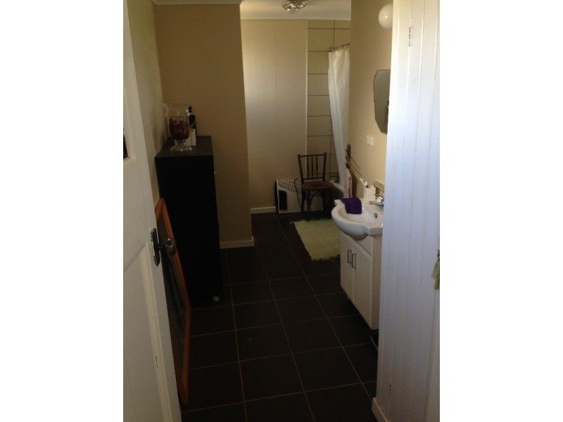 21 Peel Street, Charlton VIC 3525