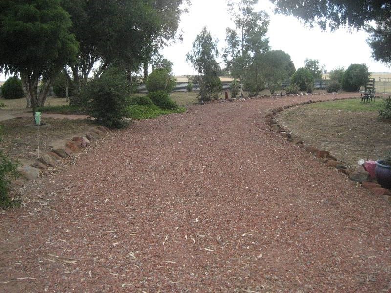 35 Middleton Road, Strathallan VIC 3622