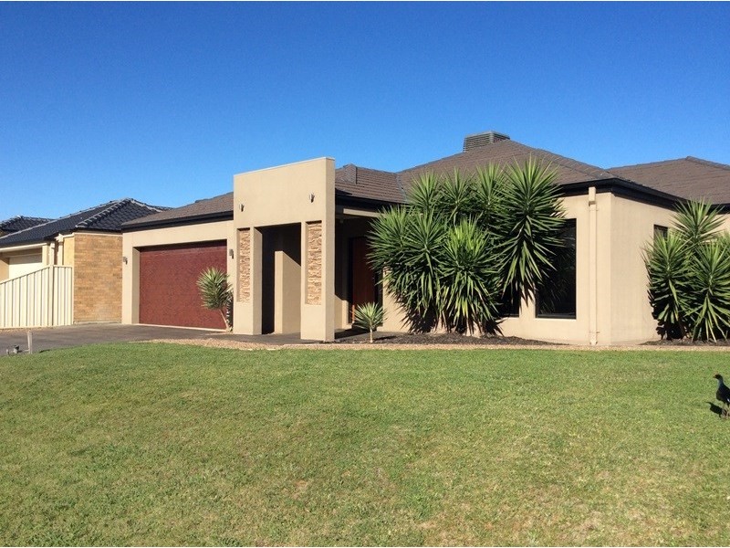 14 Nillahcootie Cresent, Kialla VIC 3631