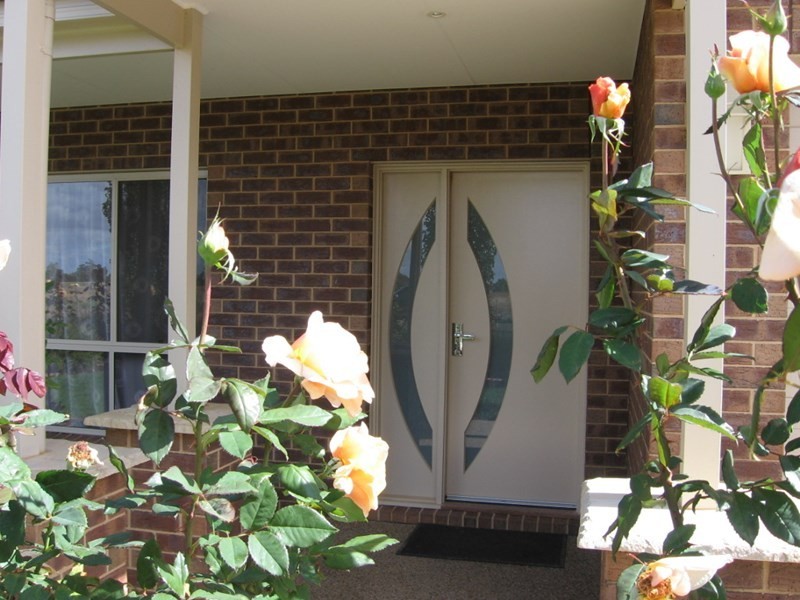 44 Cohen Street, Rochester VIC 3561