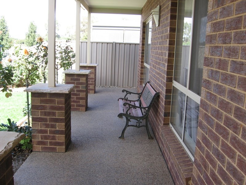 44 Cohen Street, Rochester VIC 3561