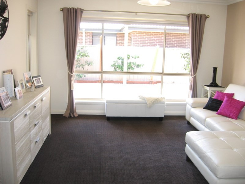 44 Cohen Street, Rochester VIC 3561