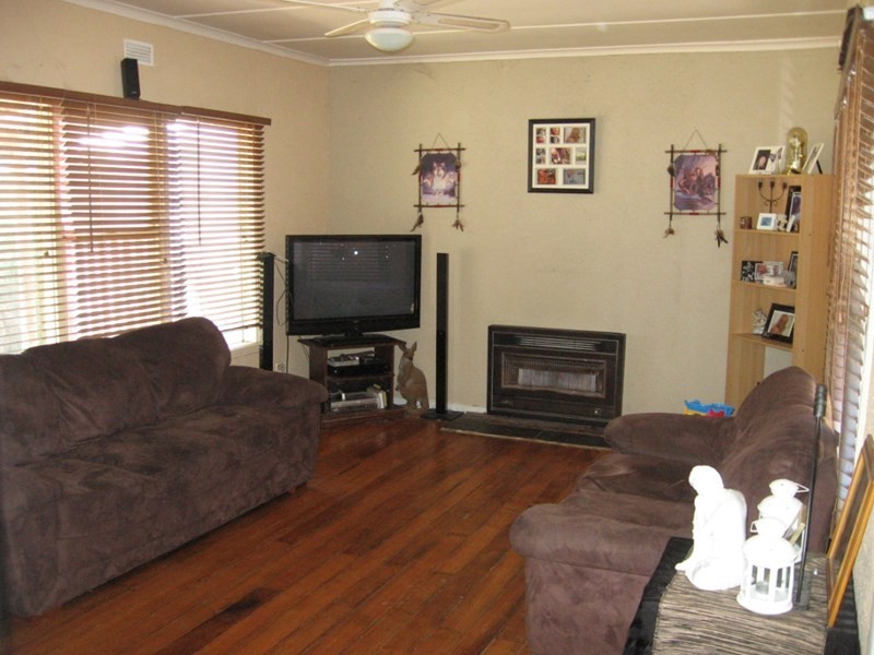 86 Dudley Street, Rochester VIC 3561