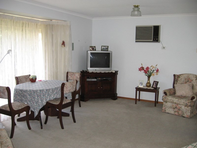 1/112 Hervey Street, Elmore VIC 3558