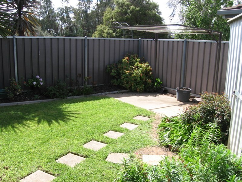 1/112 Hervey Street, Elmore VIC 3558