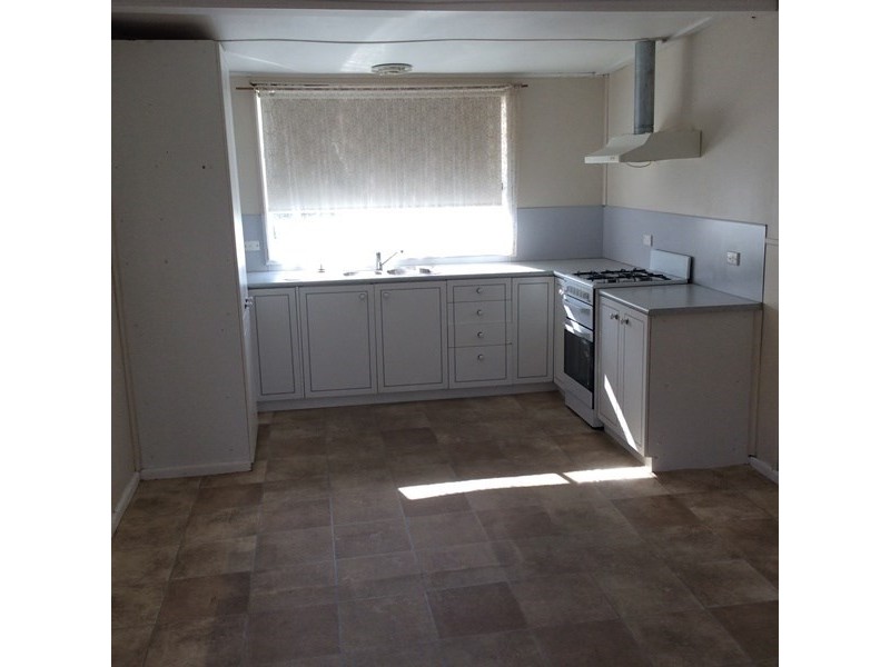 18 McKenzie Street, Rochester VIC 3561