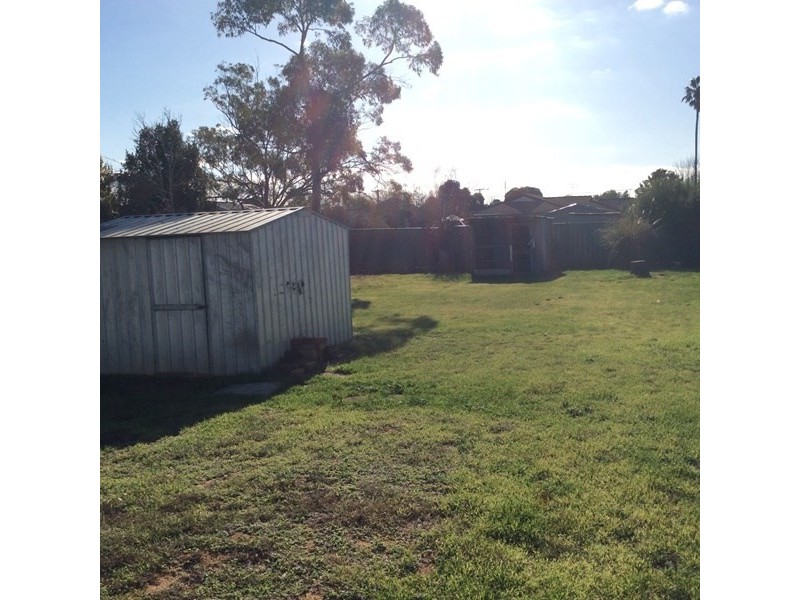 18 McKenzie Street, Rochester VIC 3561