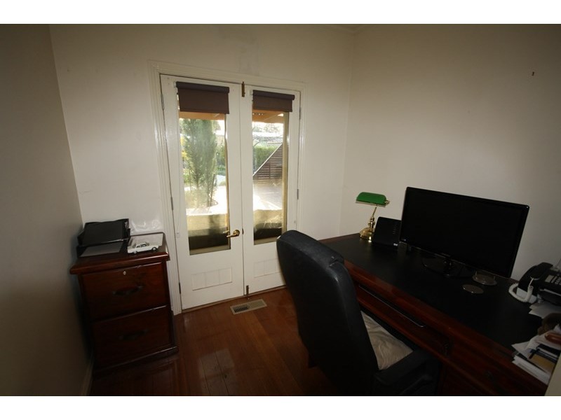 52 Victoria Street, Rochester VIC 3561