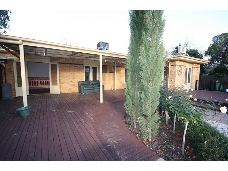 52 Victoria Street, Rochester VIC 3561