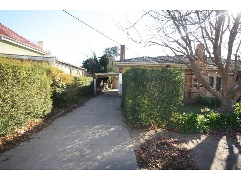 52 Victoria Street, Rochester VIC 3561