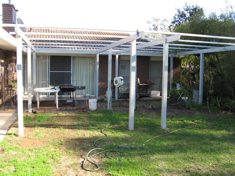 45 Hood Street, Rochester VIC 3561