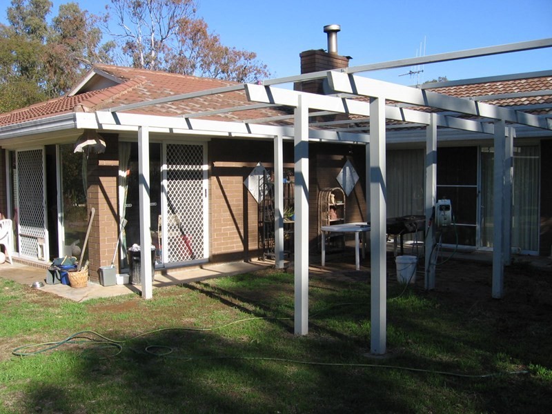 45 Hood Street, Rochester VIC 3561